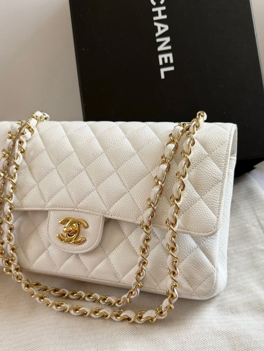 Chanel Classic Double Flap Caviar  white GHW Meduim Size